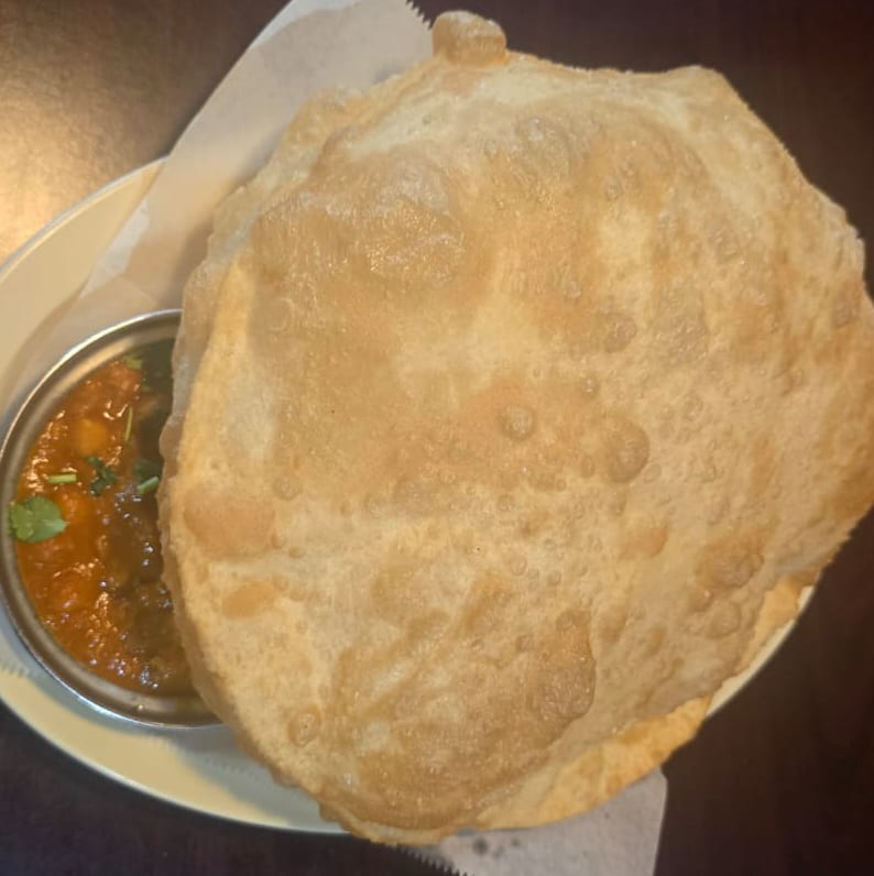 Chana Batura.